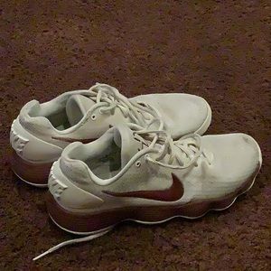Men’s Nike sneakers